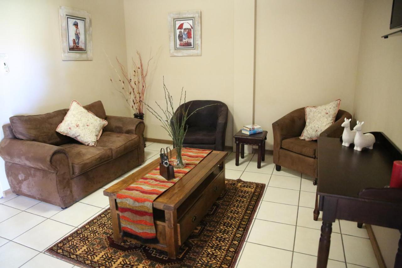 Augrabies De Oude Stoor Guesthouse エクステリア 写真
